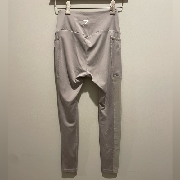 Gymshark Training Mesh Pocket Leggings Size Medium - Picture 7 of 10